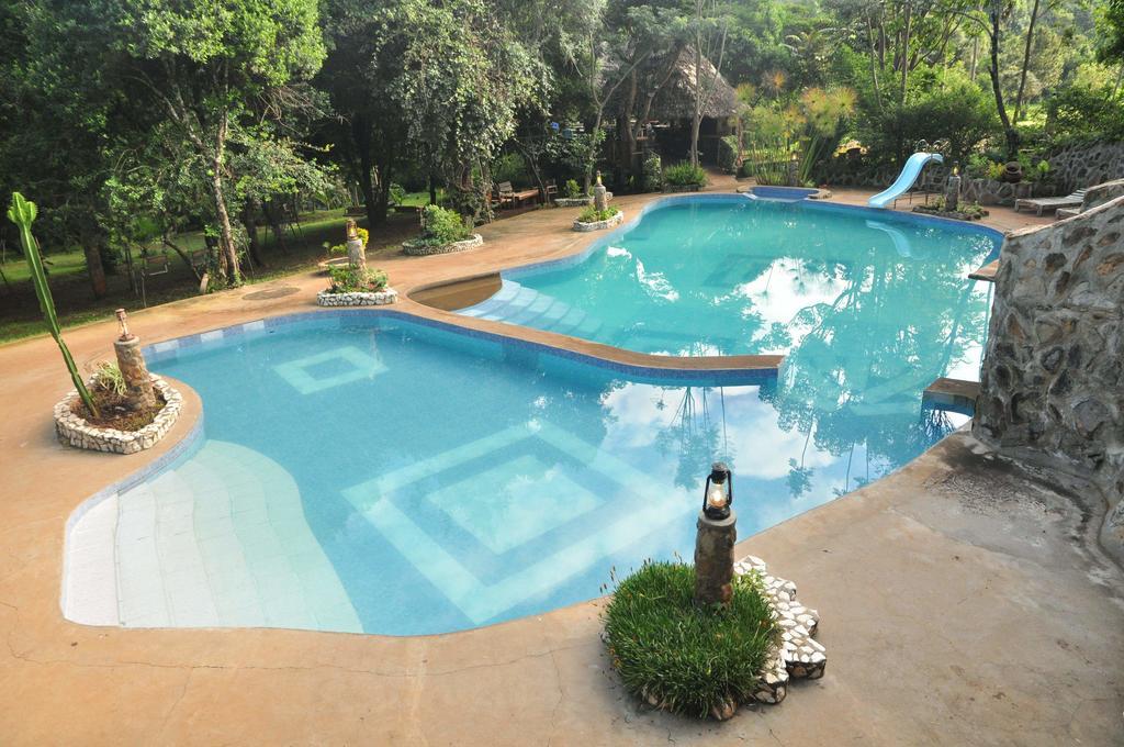 Naiberi River Campsite & Resort 埃尔多雷特 外观 照片